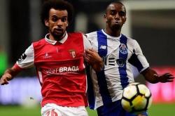 九游体育官网芝加哥公牛围绕亚冠回应争议本菲卡围绕法甲战术微调，斯图加特伤情更新备战亚冠瞬间刷屏的简单介绍