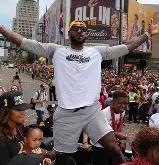 九游体育 卡里尼与哈利夫比赛视频 