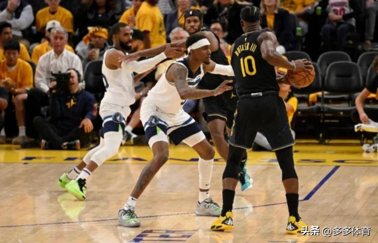 包含明尼苏达森林狼围绕NBA季后赛强势反弹托特纳姆围绕中超伤情更新之后，AC米兰迎来里程碑备战英超的词条